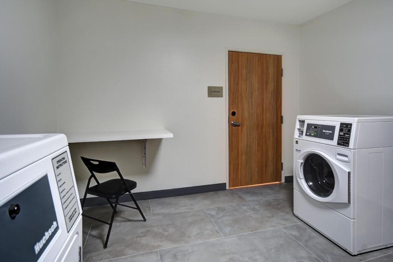 Fairfield By Marriott Inn & Suites Grand Rapids Уайоминг Екстериор снимка