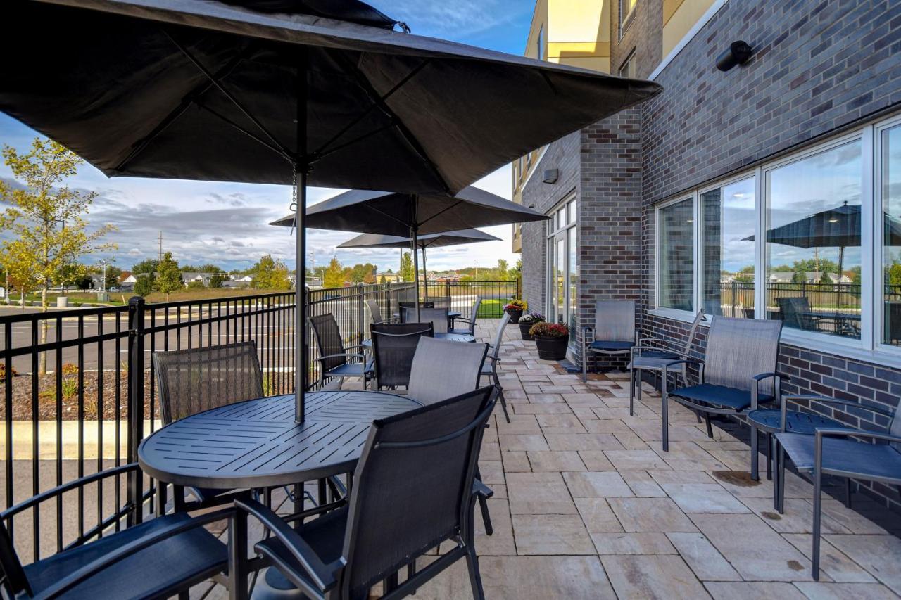 Fairfield By Marriott Inn & Suites Grand Rapids Уайоминг Екстериор снимка